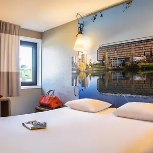 Ibis Paris Otel