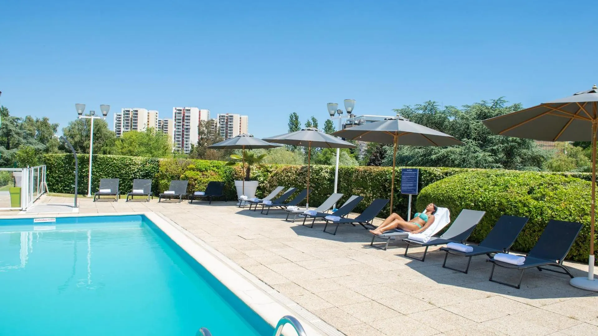 Novotel Paris Créteil Le Lac 4*,